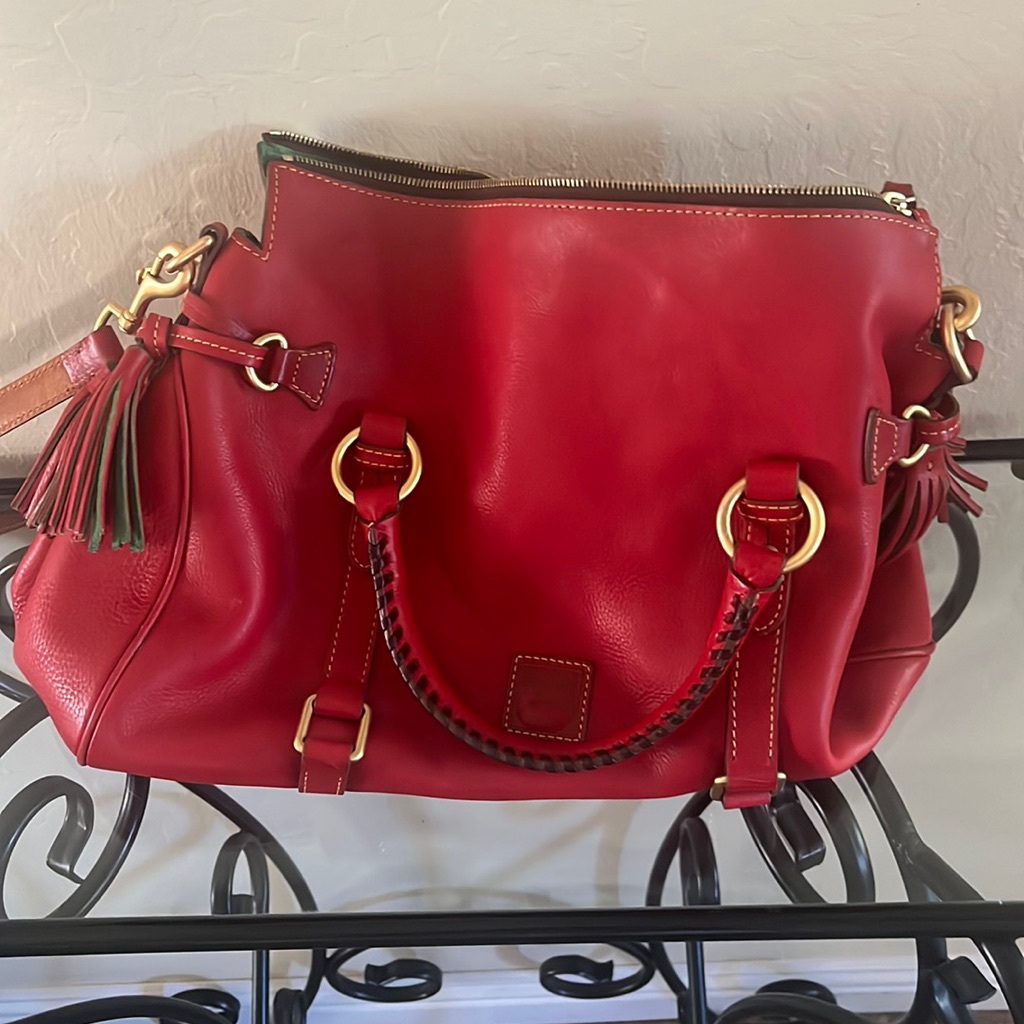 Brand New Dooney And Bourke SatchelCrossbody Purse